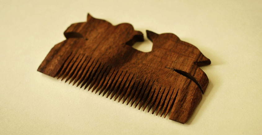 Wooden comb ~ Tribal markings { 6 }